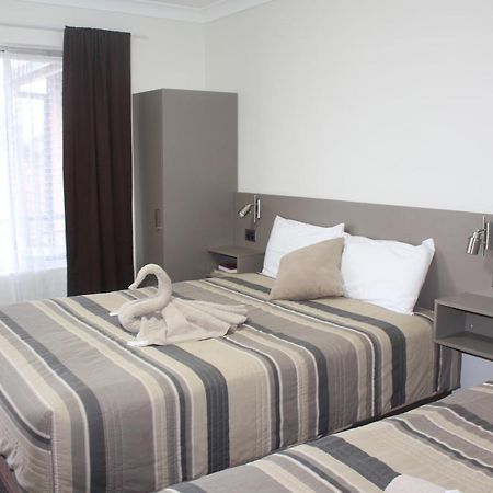 Centrepoint Motel Dubbo Extérieur photo
