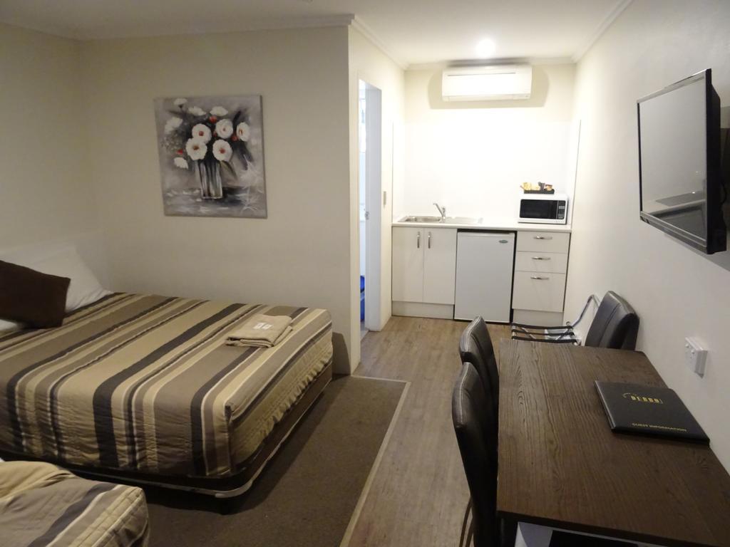 Centrepoint Motel Dubbo Extérieur photo