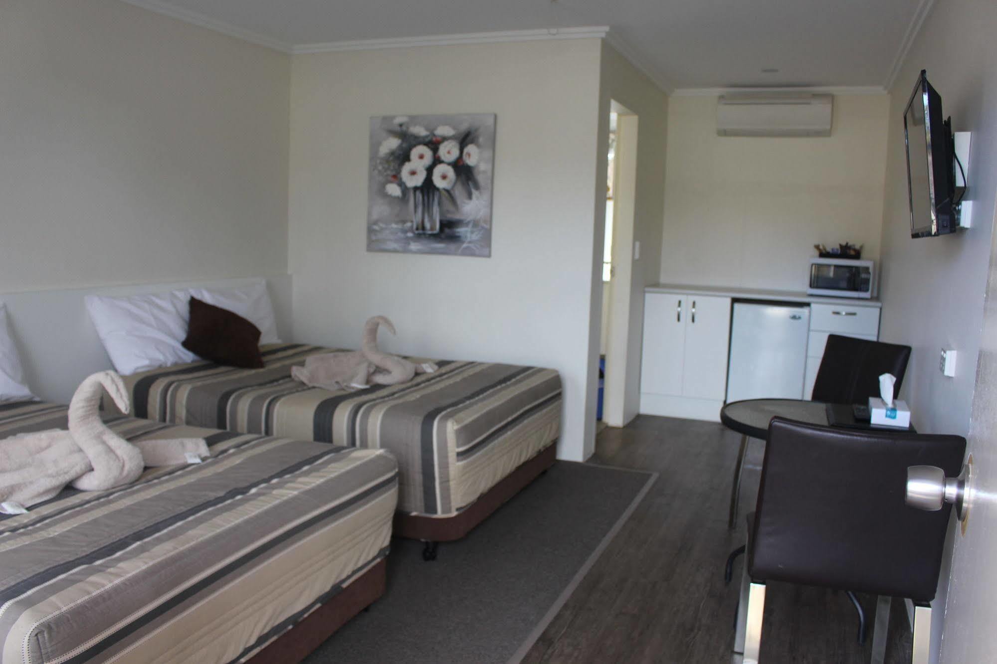 Centrepoint Motel Dubbo Extérieur photo